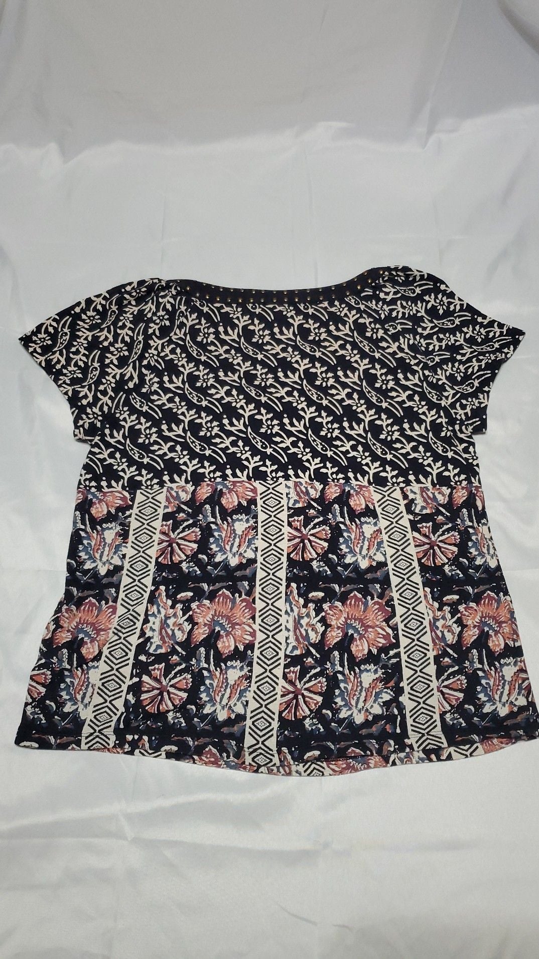 Lucky Brand Mixed Floral Print Studded V-Neck Top Size M 5
