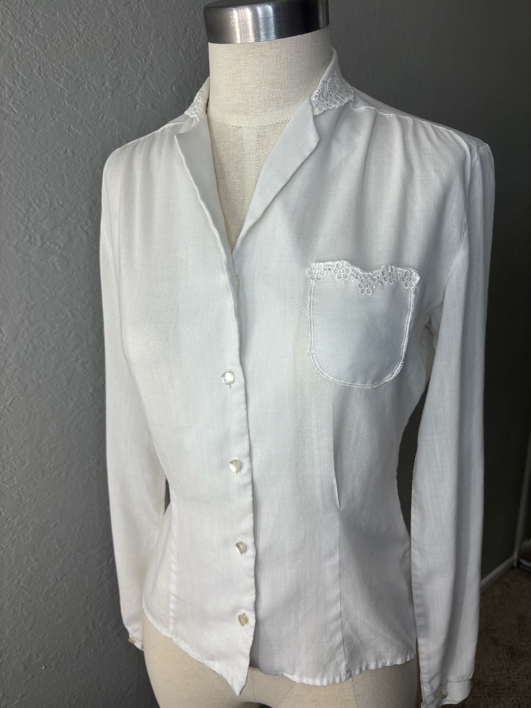 Jo Matthews Vintage White Linen Lace Trim Button Up Blouse 7