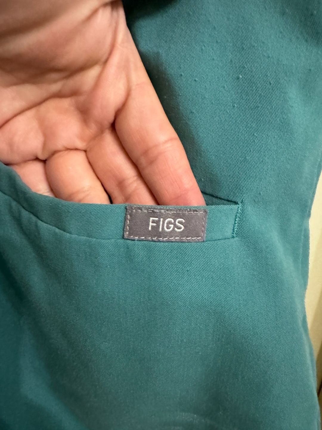 FIGS Casma Three-Pocket Scrub Top Size XS 4