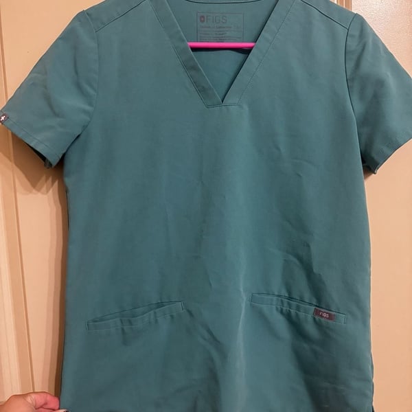 FIGS Casma Three-Pocket Scrub Top Size XS