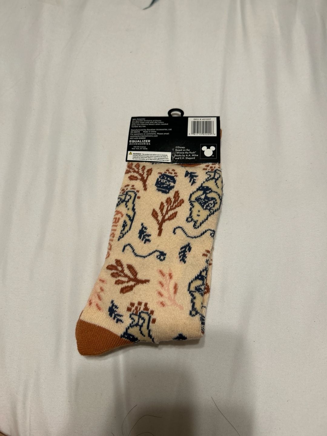 Disney Winnie the Pooh Classic Sketch Crew Socks Size 9-13 2