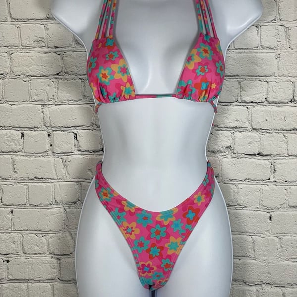 Ron Jon Surf Shop 90s Inspired Pink Floral Triangle Bikini Set Sz S