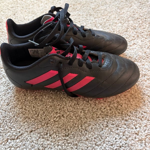adidas Copa Sense Soccer Cleats Black/Pink Size 3.5