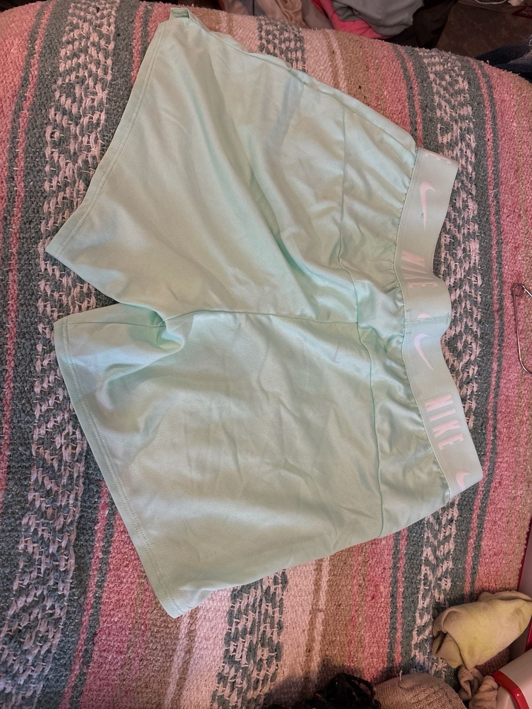 H: Nike Women's Dri-FIT High-Rise Training Shorts Mint Green large 3