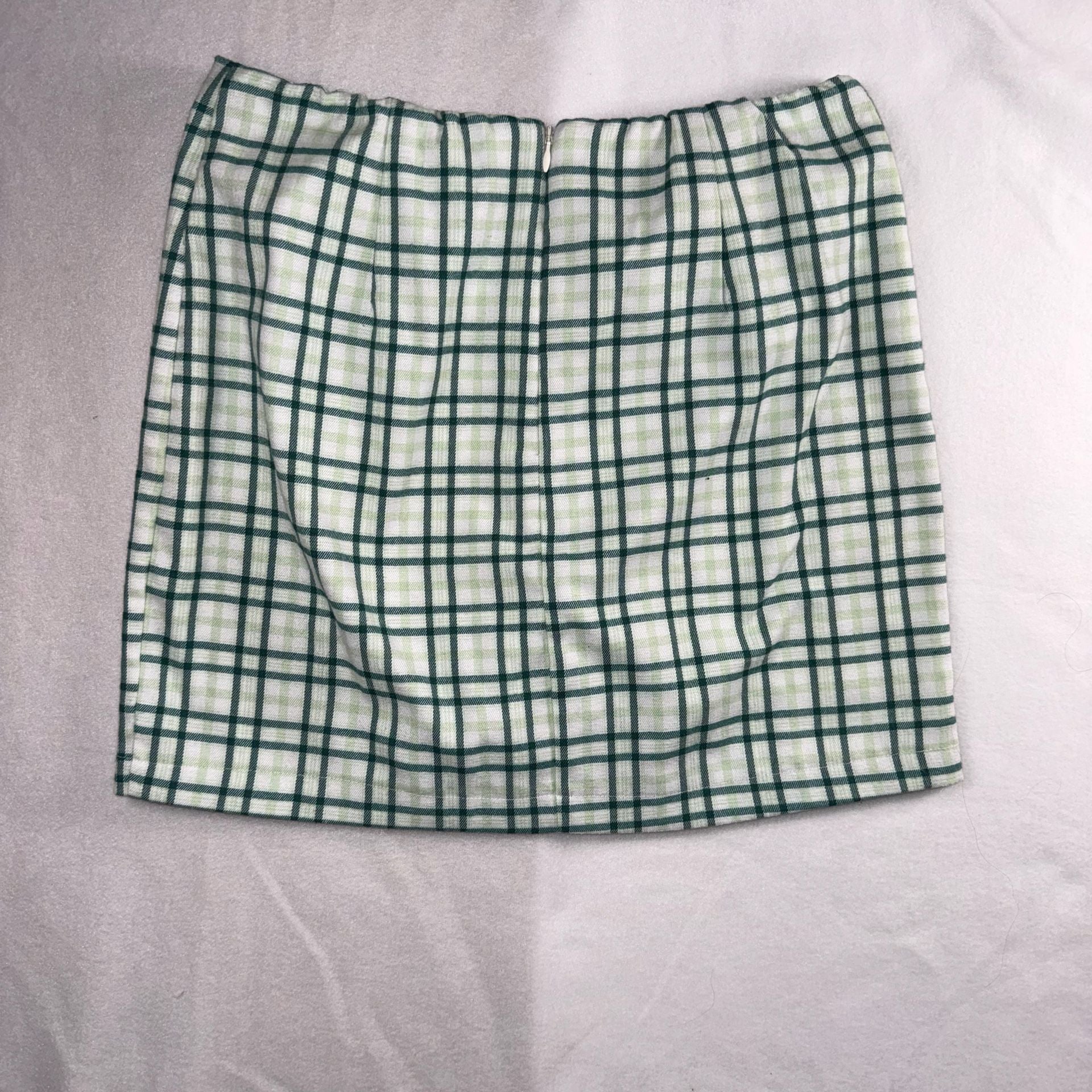 Wild Fable Green and White Plaid Mini Skirt with Side Slit Size 14 4