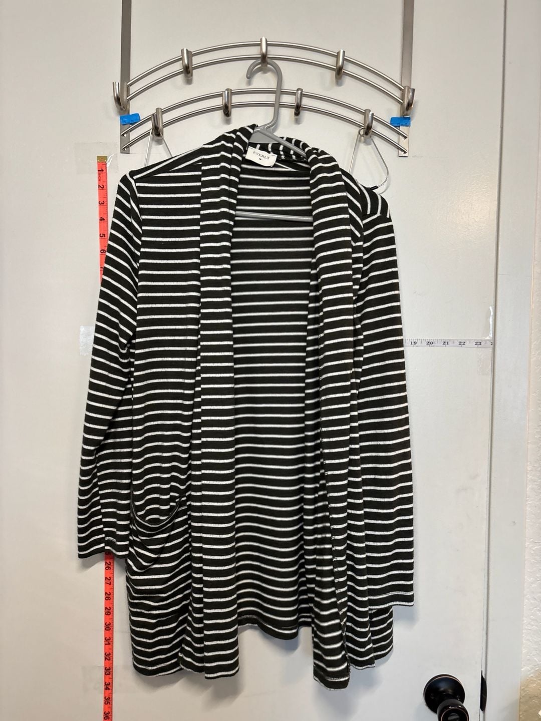 L: Everly green and White Striped Open Front Longline Cardigan sm 2