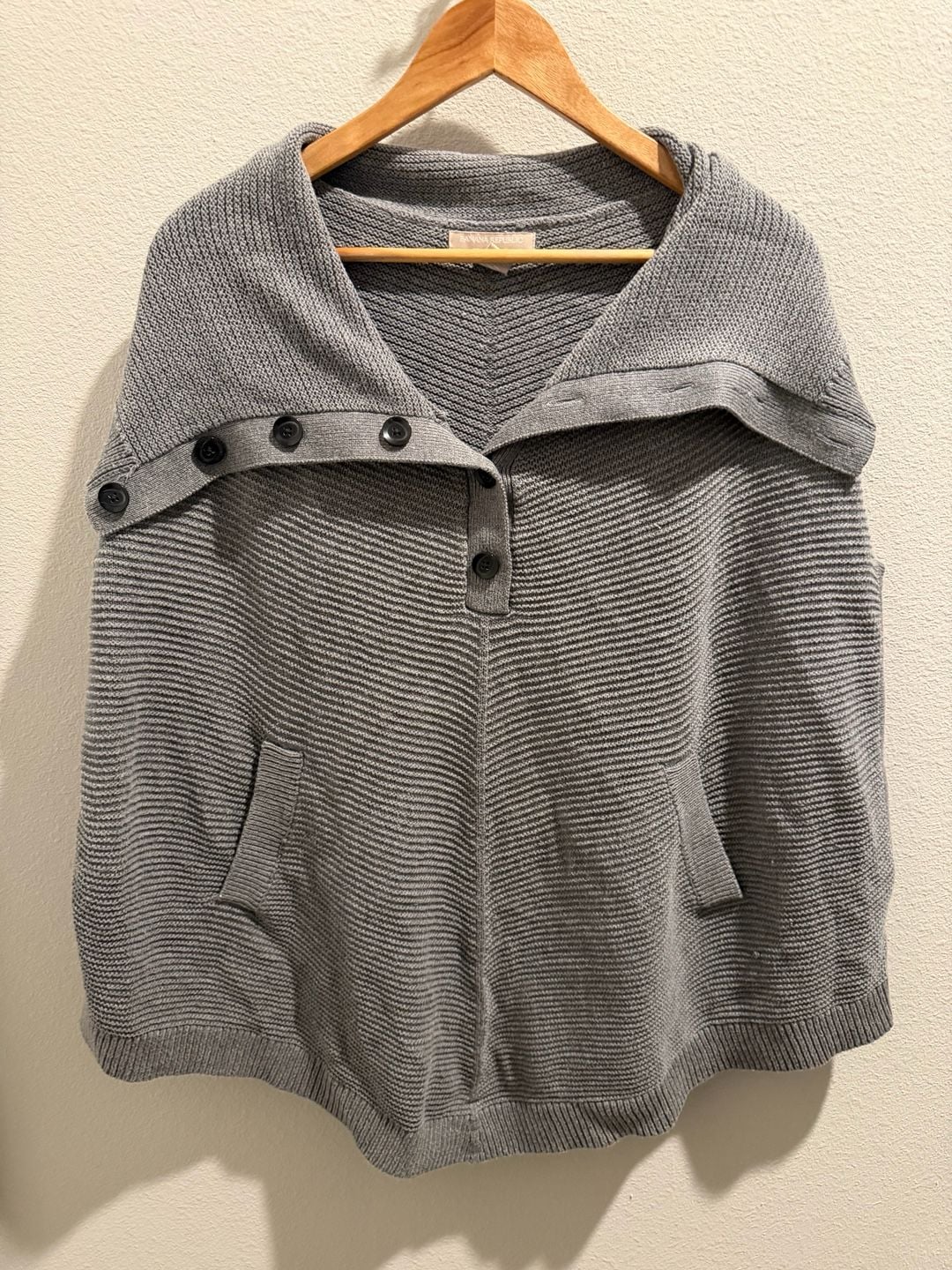 Banana Republic Grey Ribbed Knit Buttoned Poncho Cape Sweater 2
