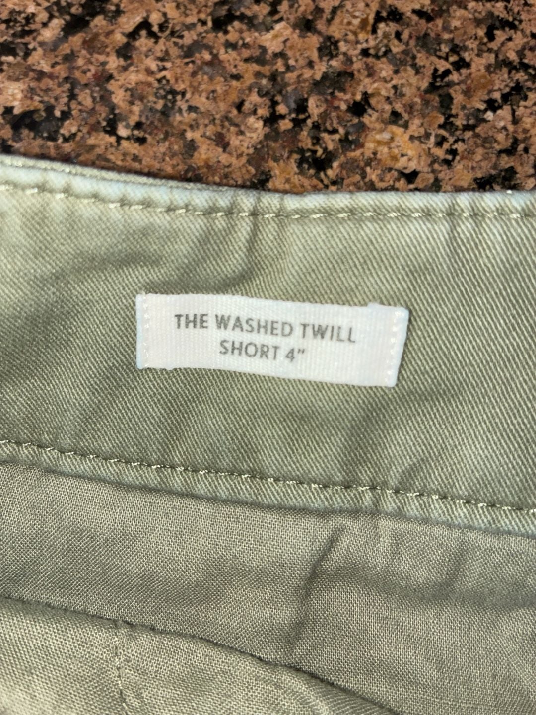 LOFT The Washed Twill Short 4 Inch Inseam Green Chino Shorts Size 2 4