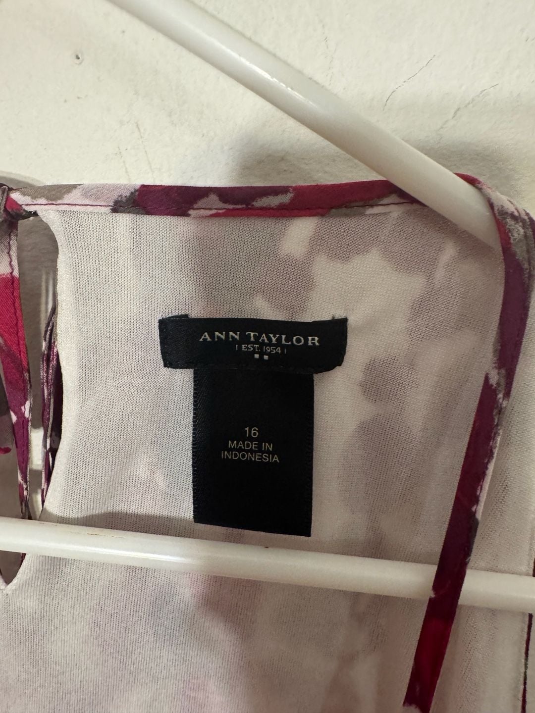 Ann Taylor Ruffle Front Watercolor Polka Dot Sleeveless Halter Top 4