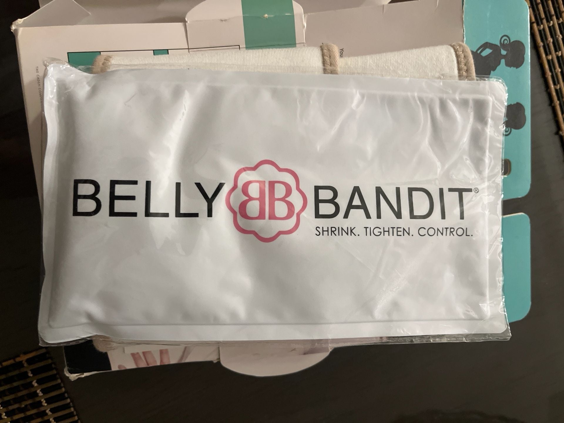 Belly Bandit Upsie Belly Support Band with Hot/Cold Pack - Nude Size Medium 5