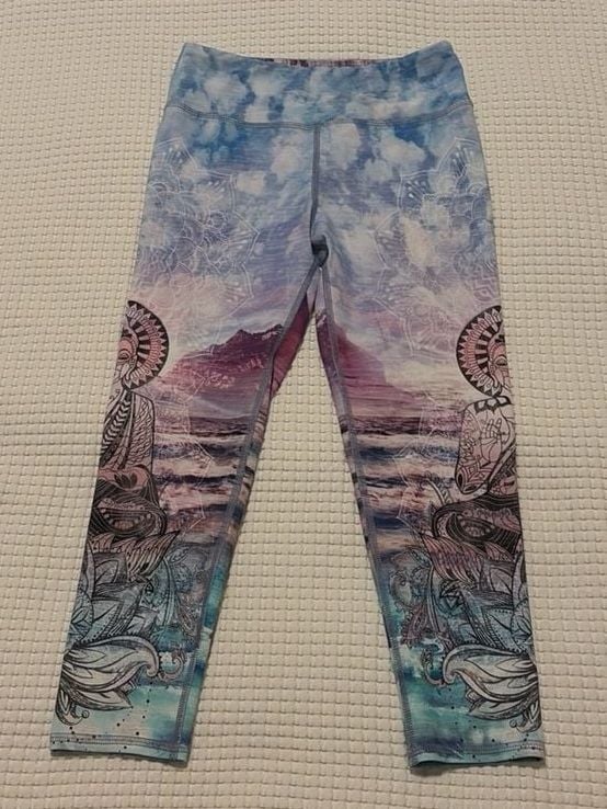 Evolution and Creation EVCR Goddess Dreamscape High Waist Cropped Leggings 2