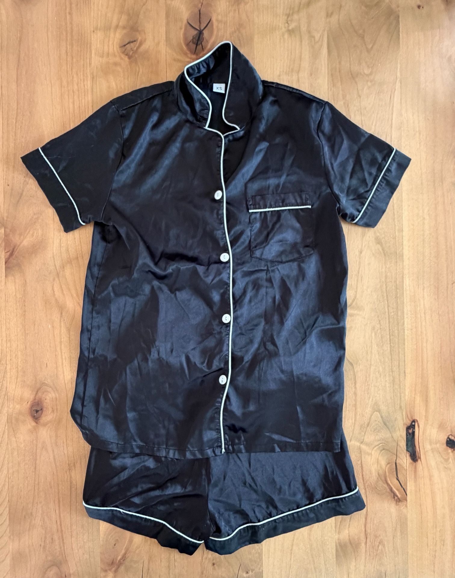 SHEIN Black Satin Short Sleeve Button Up Pajama Set with Contrast Piping 1