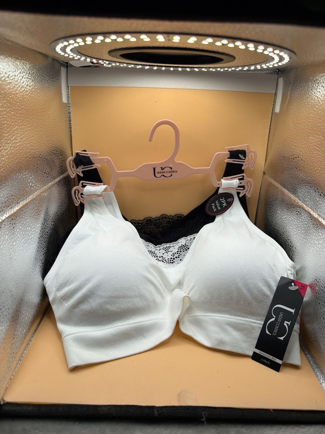 Under Control Seamless Bra 2-Pack Value Pack White and Black Laced Back Size XL 1