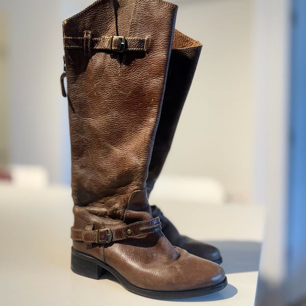 Massimo Dutti Brown Distressed Textured Leather Knee High Riding Boots with Rear Zip and 38EU