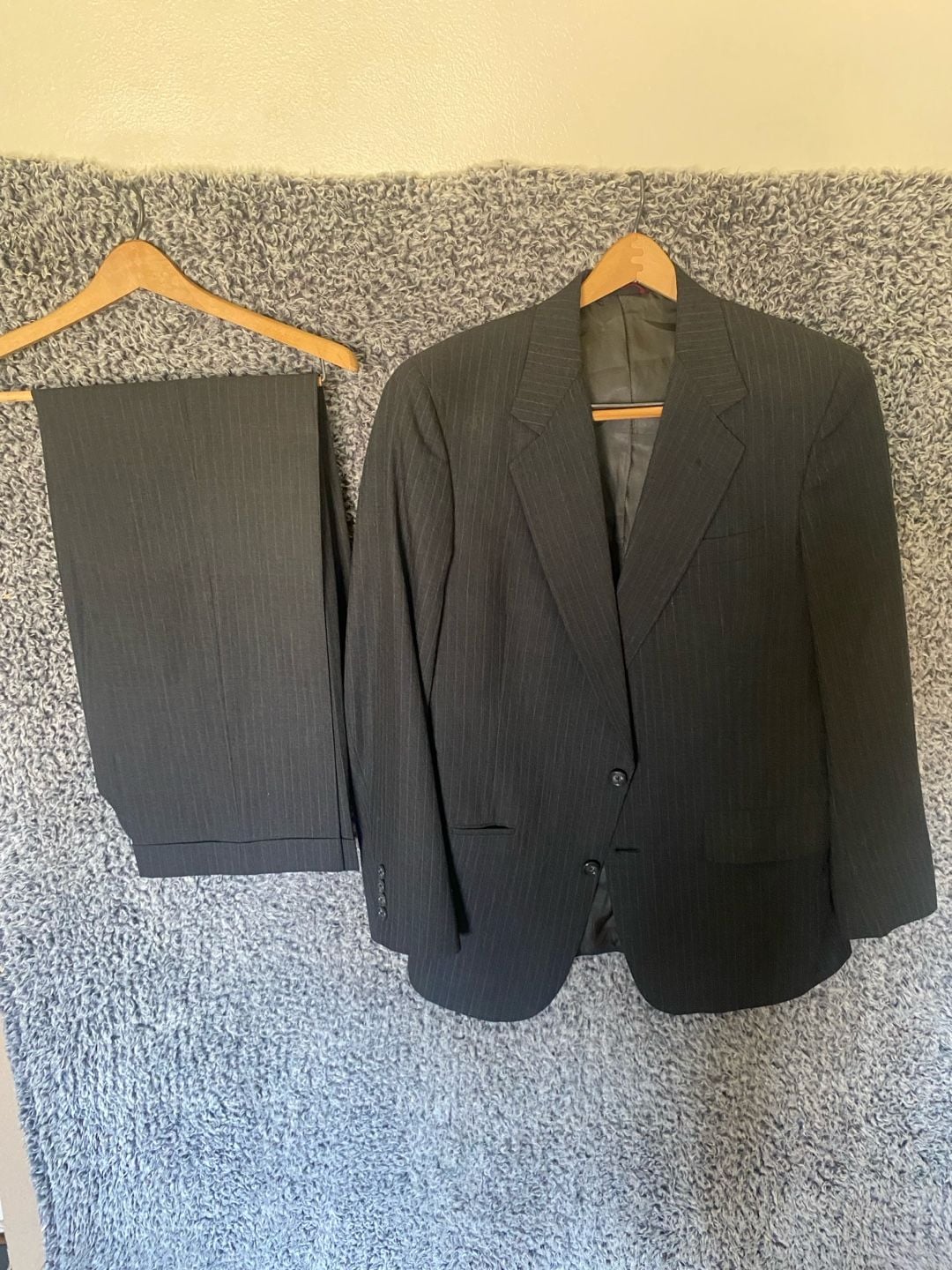 Hart Schaffner Marx Vintage Pinstripe Two-Piece Suit 8