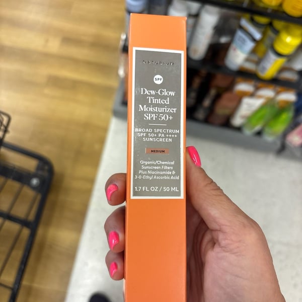 Naturium - Light Dew-Glow Tinted Moisturizer SPF 50+