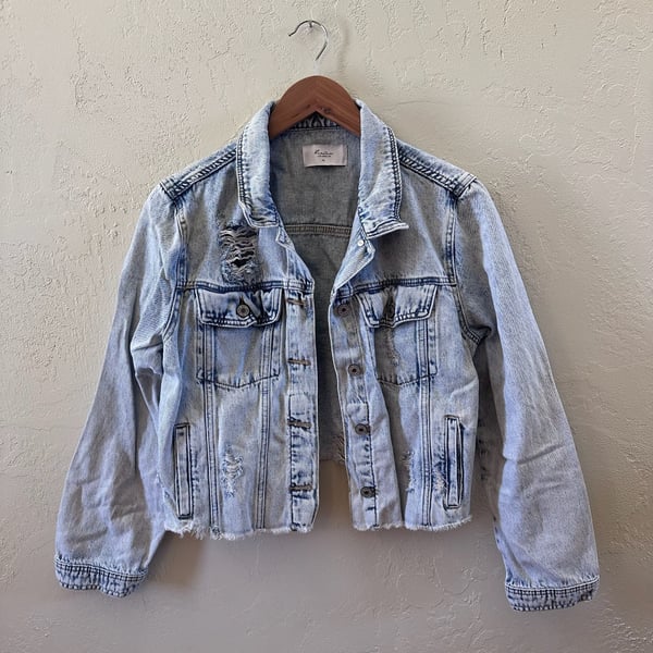 KanCan Distressed Acid Wash Raw Hem Denim Trucker Jacket