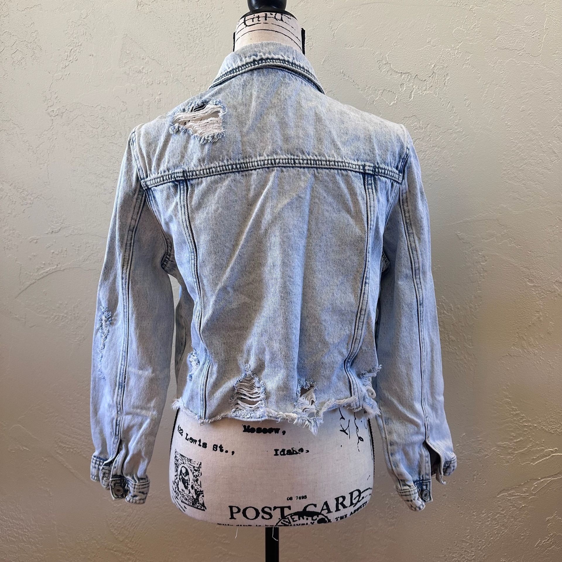 KanCan Distressed Acid Wash Raw Hem Denim Trucker Jacket 4