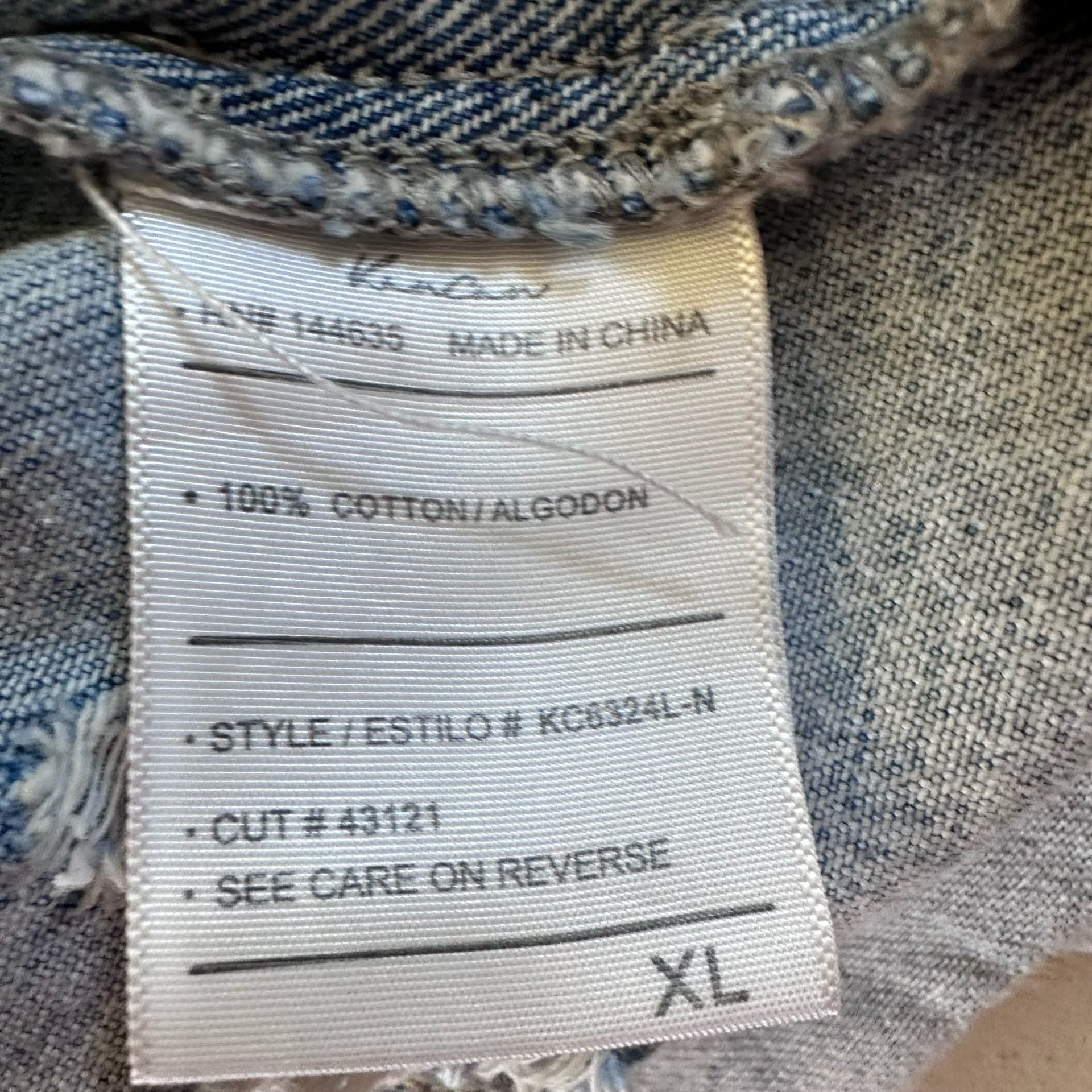 KanCan Distressed Acid Wash Raw Hem Denim Trucker Jacket 8