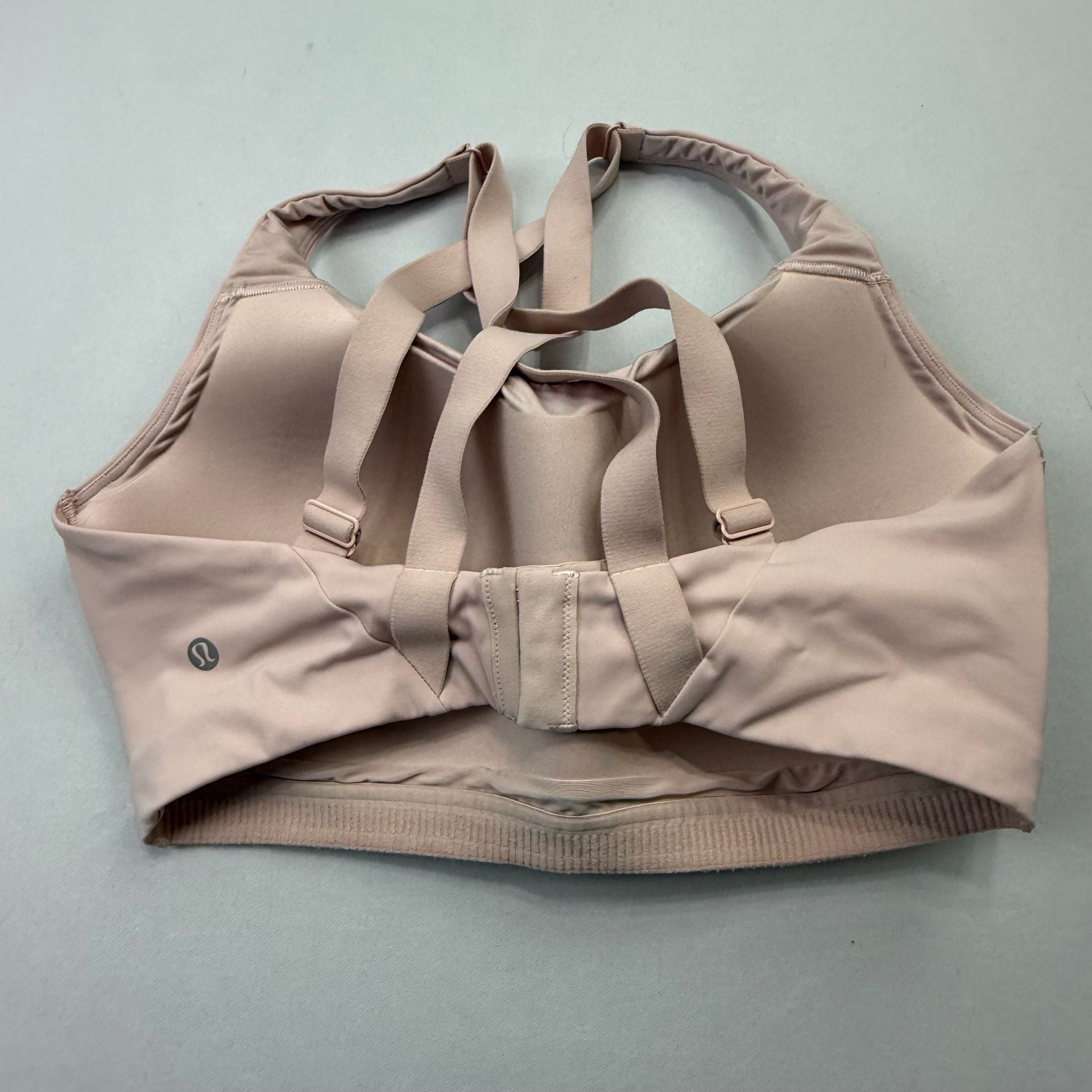 lululemon AirSupport Bra High Support Bra 36DD Pink Mist Pink 3