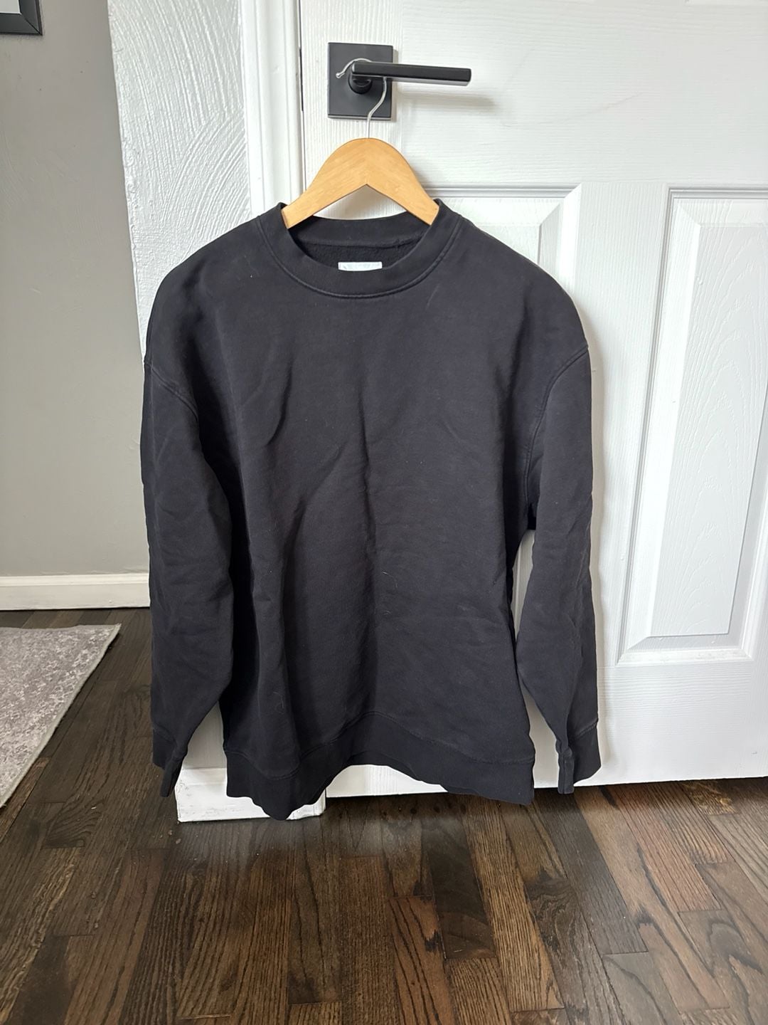 MATE the Label Organic Cotton Fleece Oversized Sweatshirt in Black 2