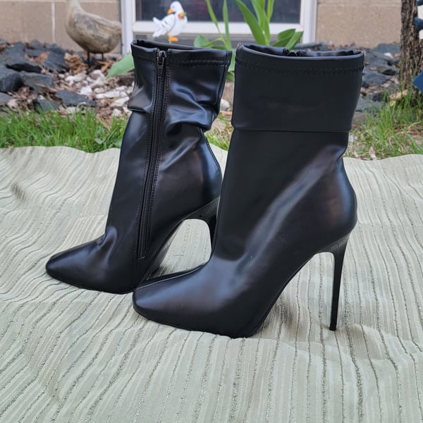  Black Square Toe Stiletto Slouch Ankle Boots zise 7