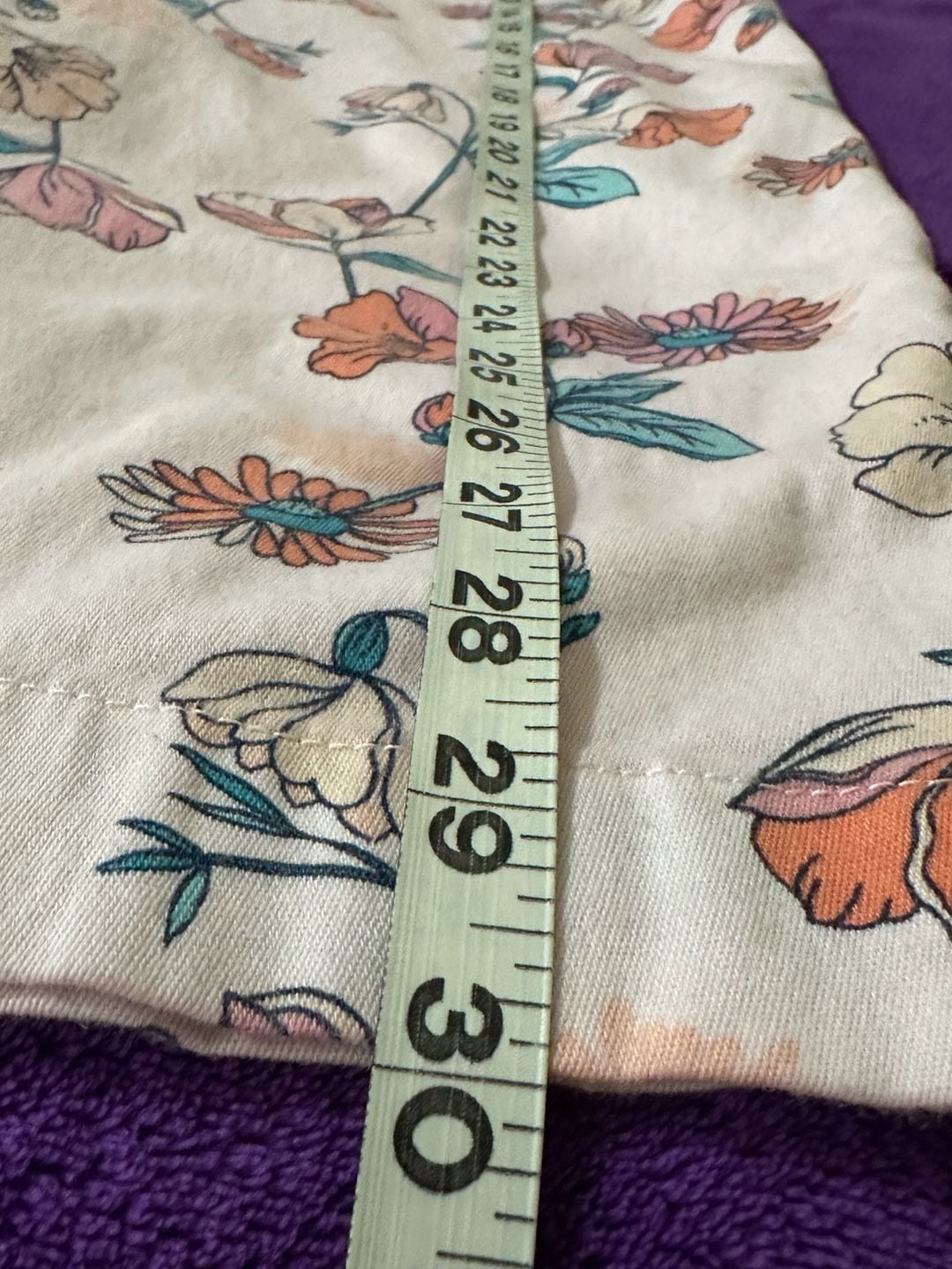 St. John's Bay Floral Pink Chino Capris Size 14 6