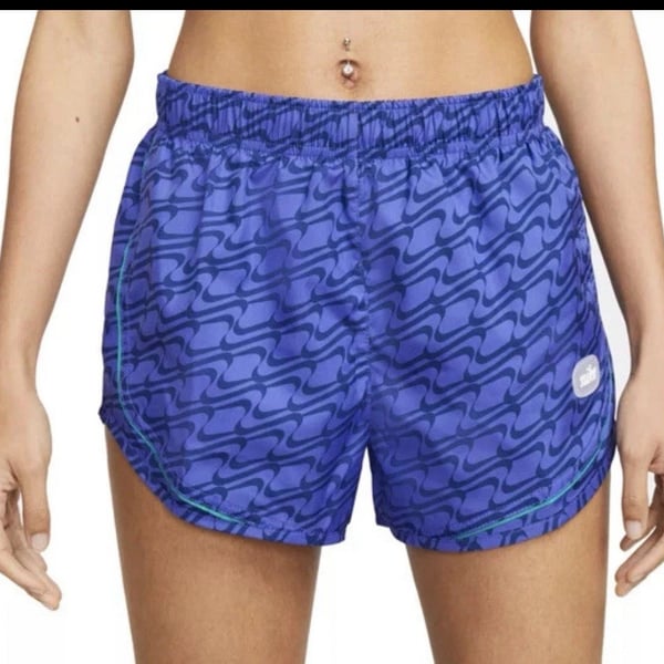 NIKE Dri-FIT Tempo Icon Clash Women Shorts Lapis/Neptune Green XSmall DQ6356-430