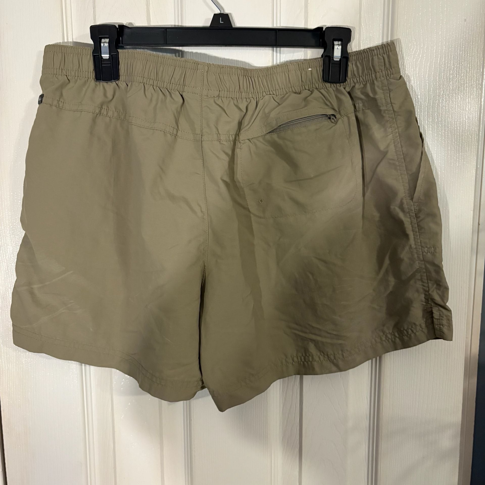 Columbia Women's Sandy River Cargo Shorts Wheat Tan Size XL 8