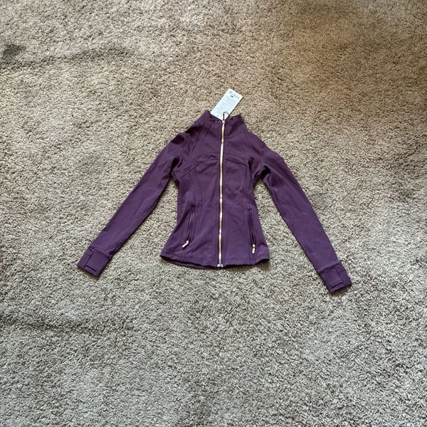 lululemon Define Jacket Luon with Gold Hardware in Grape Thistle