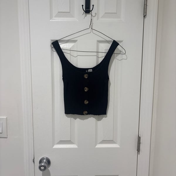 H&M Divided Ribbed Button-Up Sleeveless Crop Top in Black