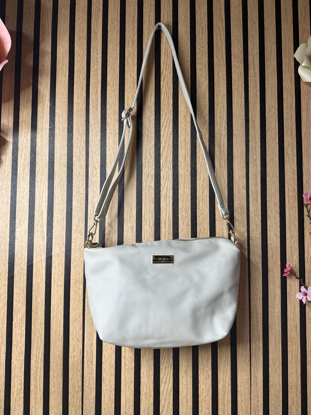 BCBG Beige Crossbody Purse 2