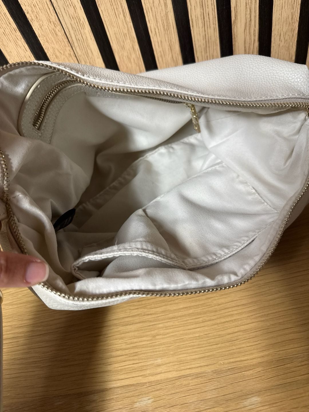 BCBG Beige Crossbody Purse 9