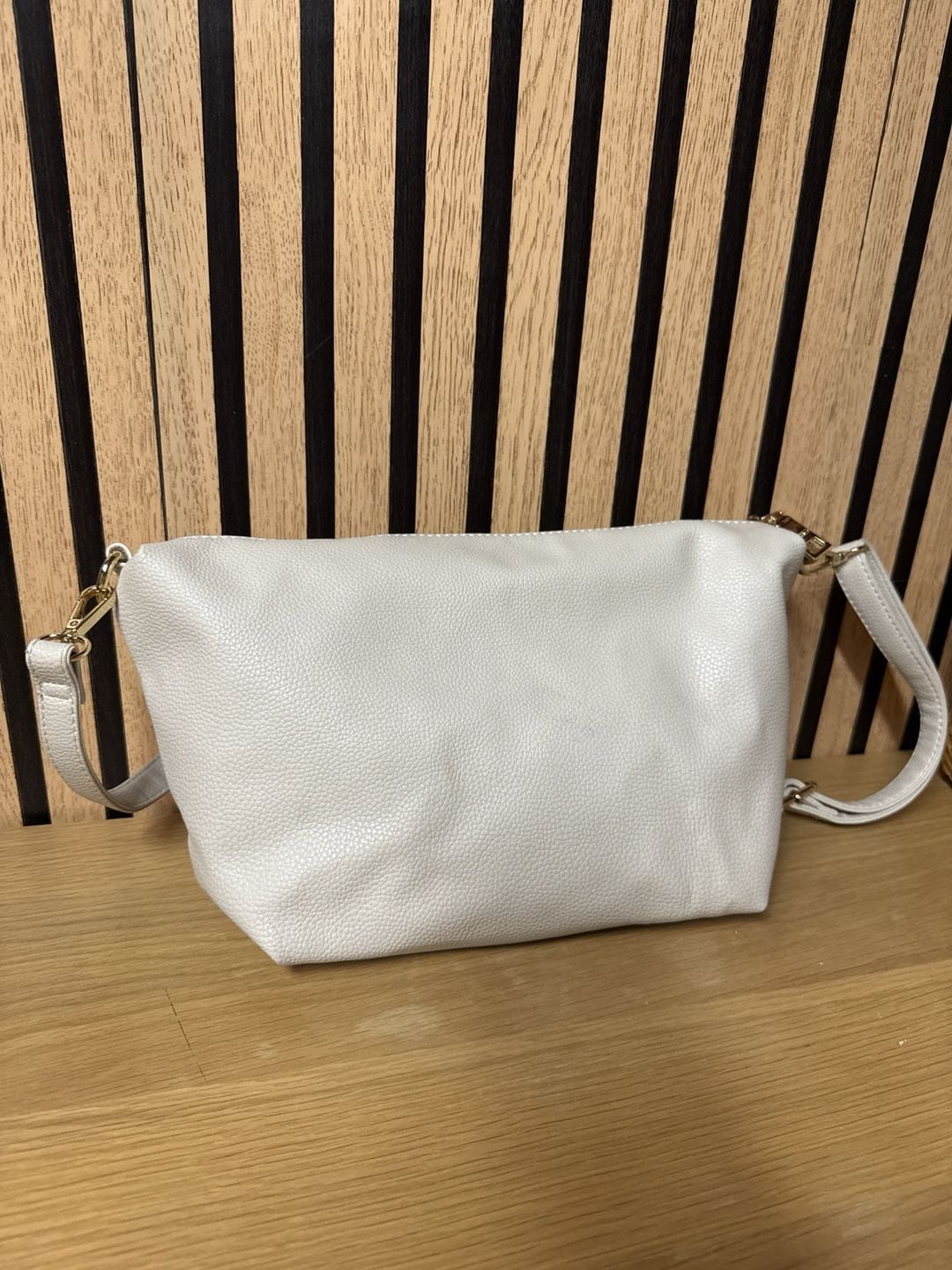 BCBG Beige Crossbody Purse 11