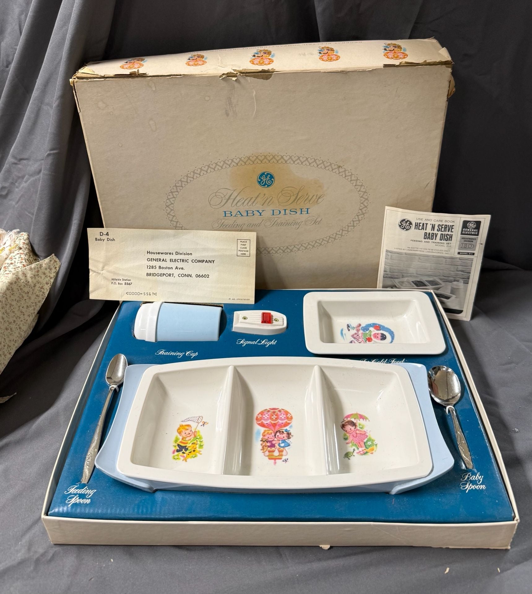 Vintage GE Heat 'n Serve Baby Dish Feeding and Training Set Model D-4 1