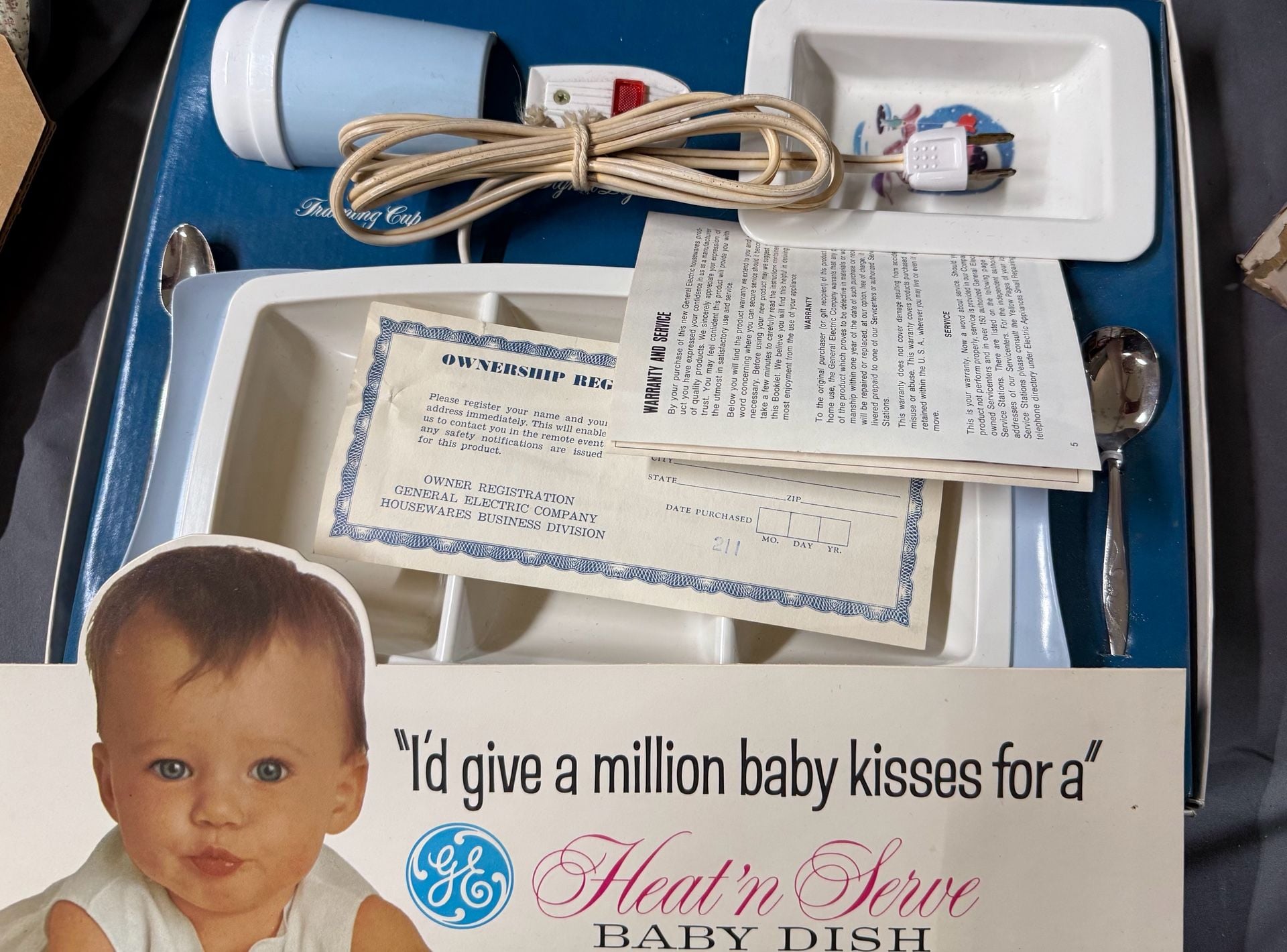 Vintage GE Heat 'n Serve Baby Dish Feeding and Training Set Model D-4 7