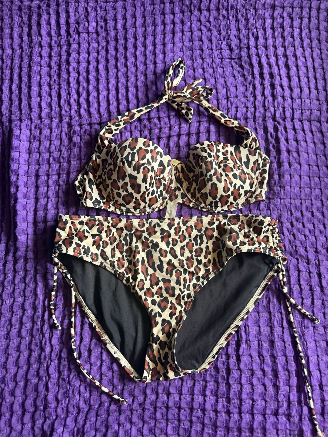 2000s Victoria's Secret Leopard Print Push-Up Halter Bikini Set 1