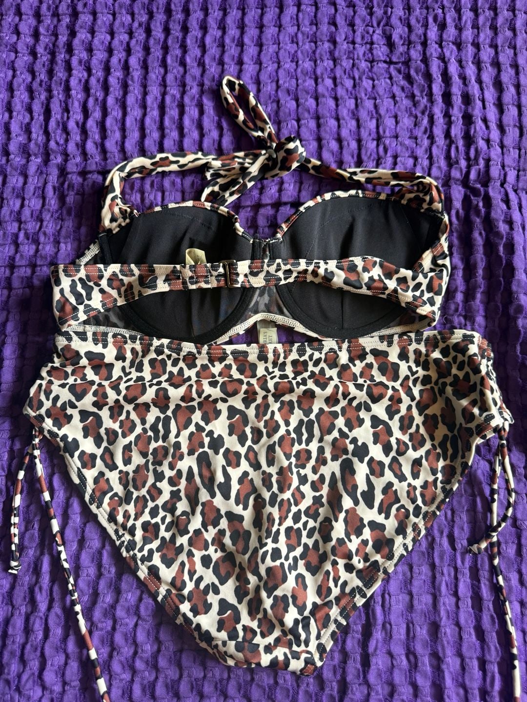 2000s Victoria's Secret Leopard Print Push-Up Halter Bikini Set 5