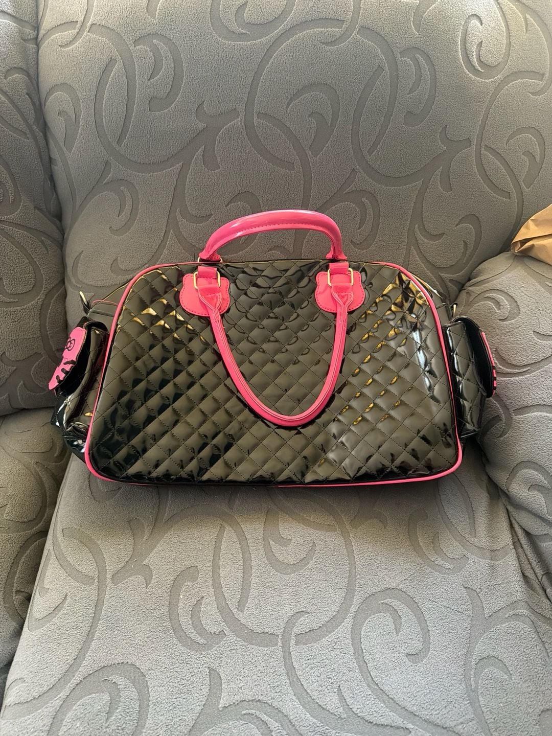 HELLO KITTY DUFFLE BAG BLACK W/ PINK BOW 4