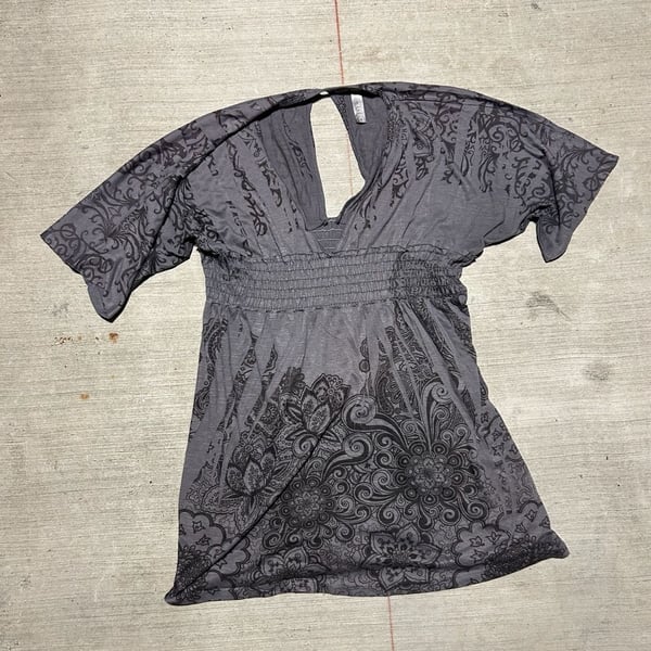 Y2K Joy Gray Paisley Print Smocked Waist Boho Tunic Top