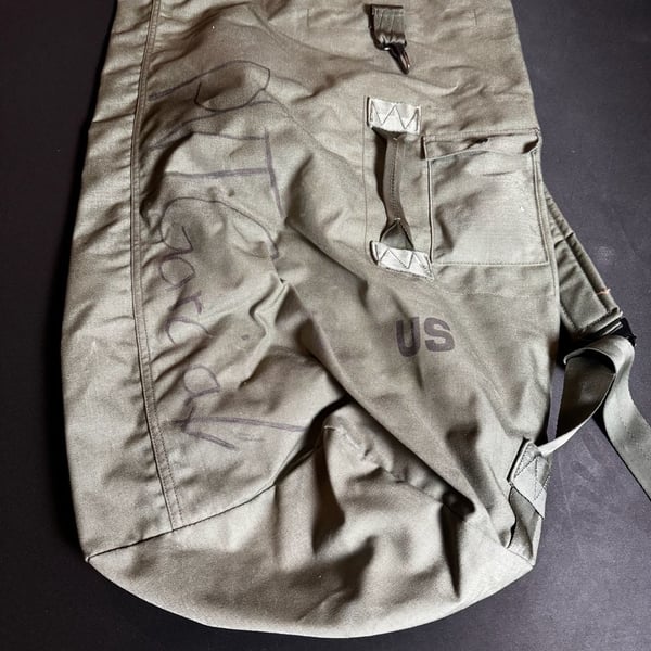 Vintage US Military Issue Olive Drab Nylon Sea Bag Duffel Bag with Backpack Straps