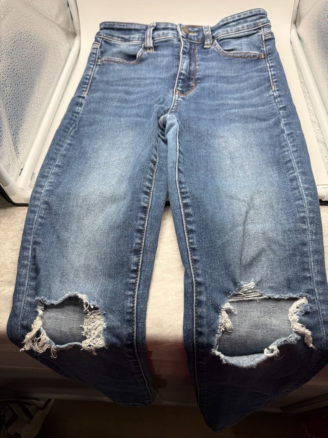 American Eagle Super Hi-Rise Ne(x)t Level Stretch Distressed Jeggings Size 2 Reg 9