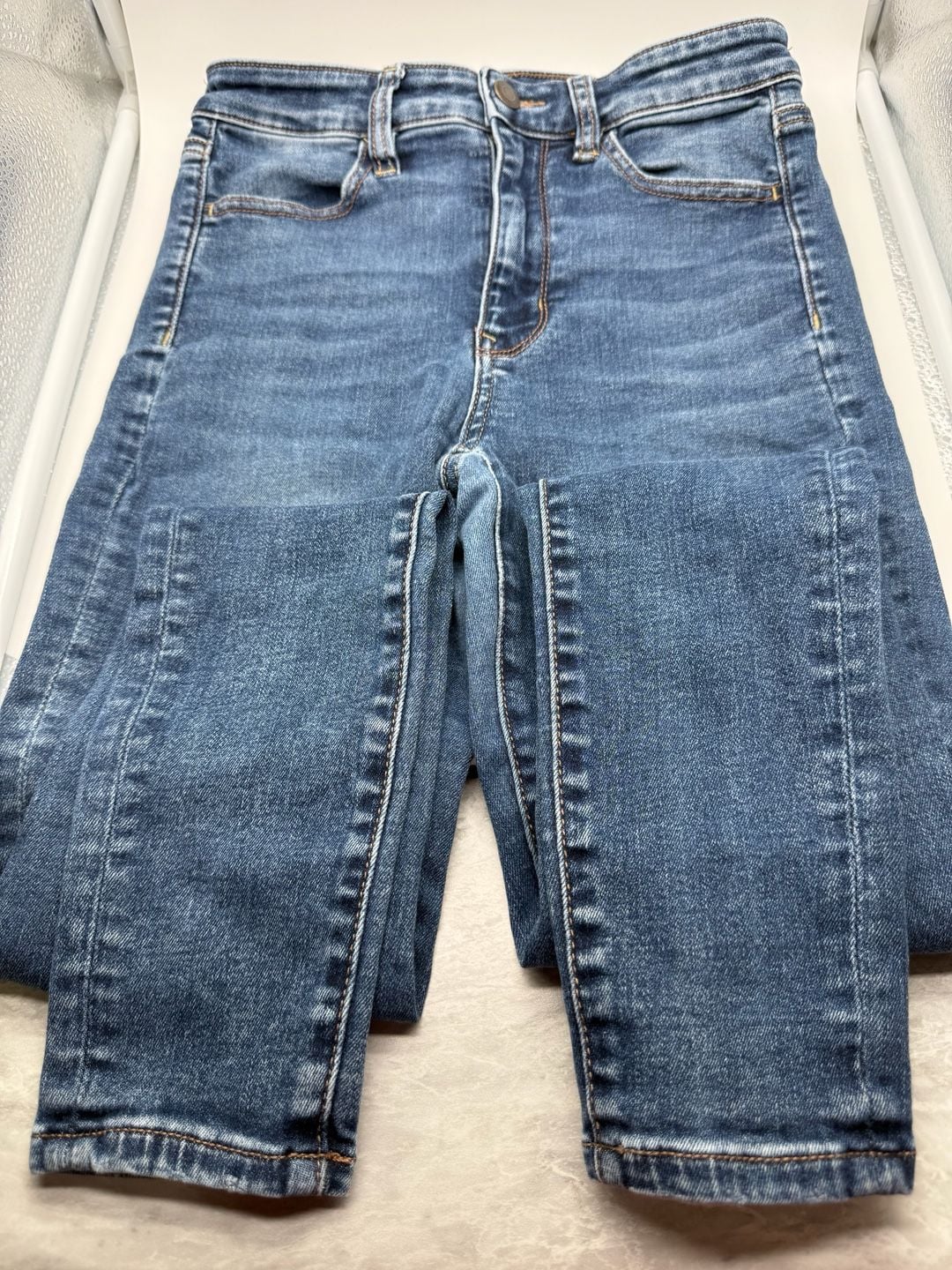 American Eagle Super Hi-Rise Ne(x)t Level Stretch Distressed Jeggings Size 2 Reg 10