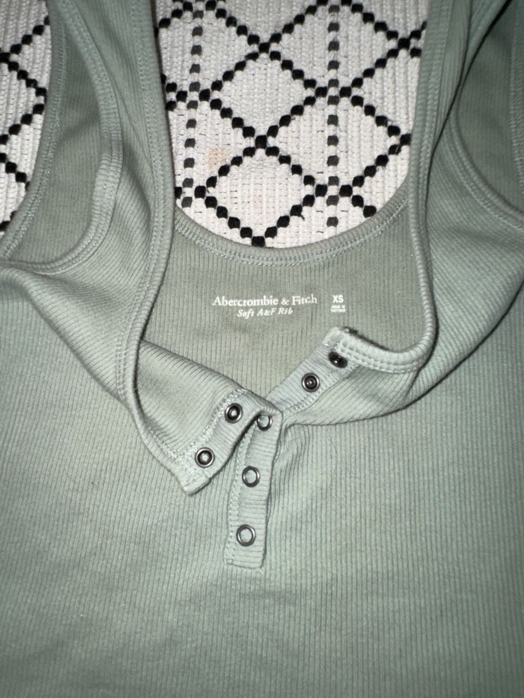 Abercrombie & Fitch Soft A&F Rib Henley Tank Top 3