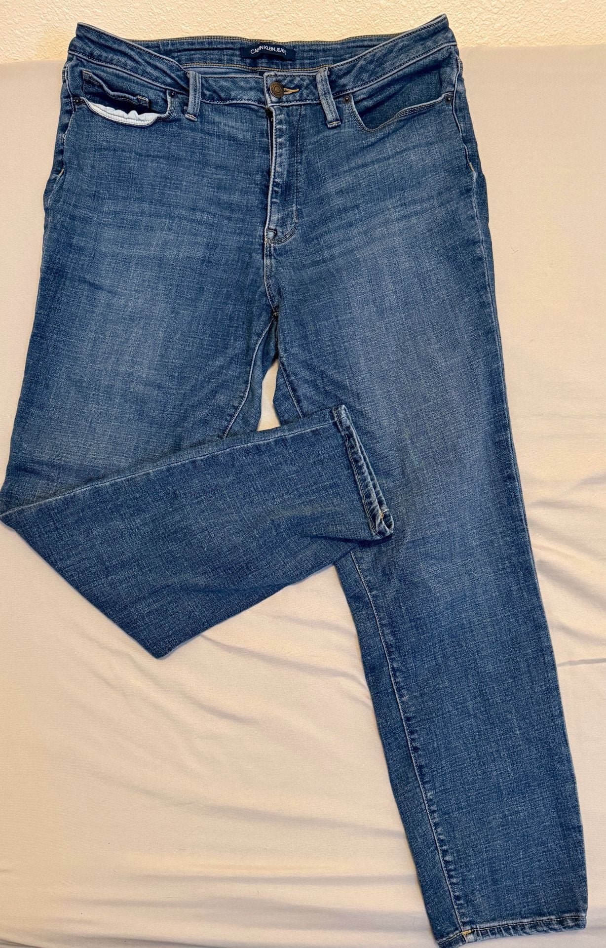 Calvin Klein Jeans Women's Ultimate Skinny Leg Mid-Rise Blue Denim Jeans Size 14 2