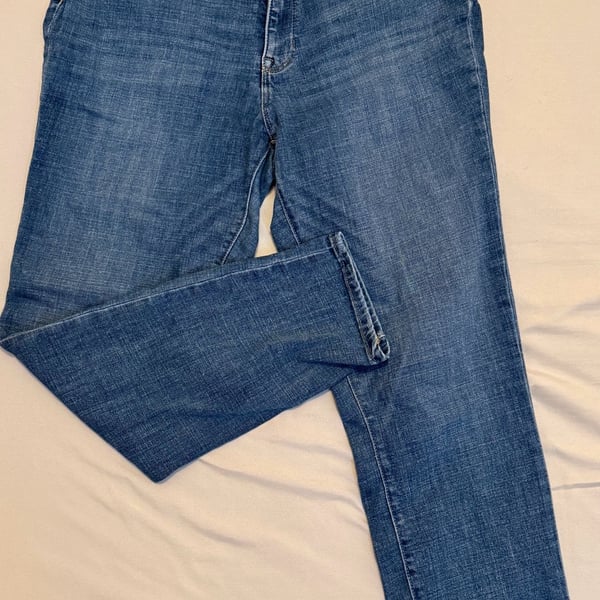 Calvin Klein Jeans Women's Ultimate Skinny Leg Mid-Rise Blue Denim Jeans Size 14