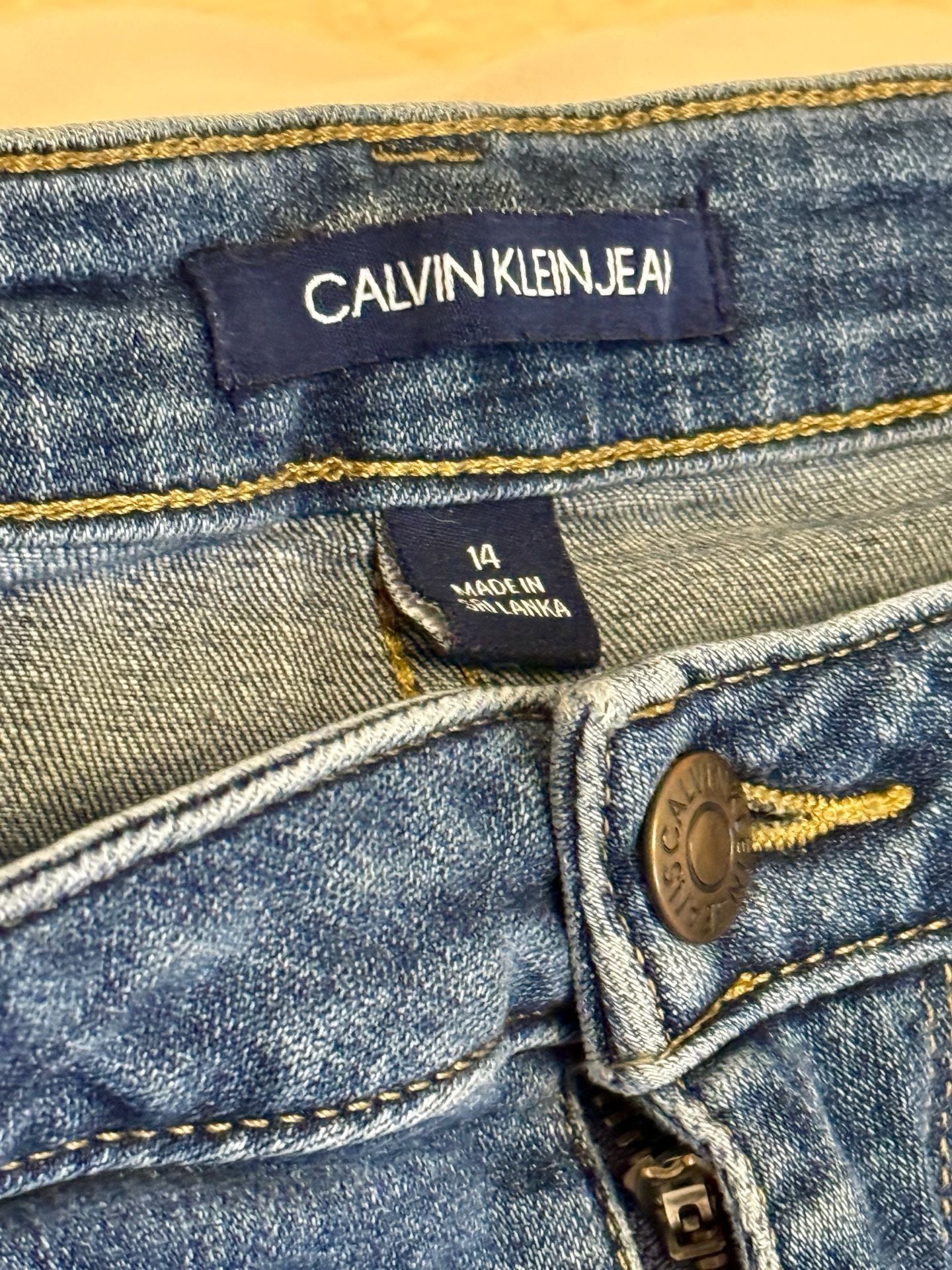 Calvin Klein Jeans Women's Ultimate Skinny Leg Mid-Rise Blue Denim Jeans Size 14 3