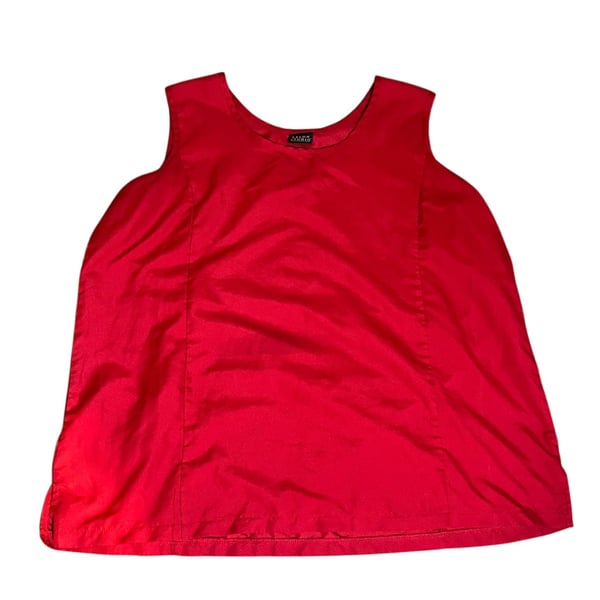 Salon Studio Red Satin Sleeveless Scoop Neck Tank Top Shell