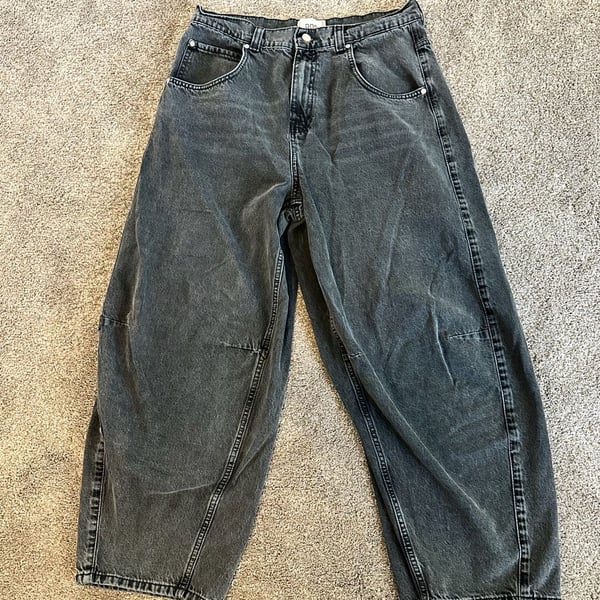 BDG Rih Mid-Rise Balloon Baggy Jeans Washed Black Size 31