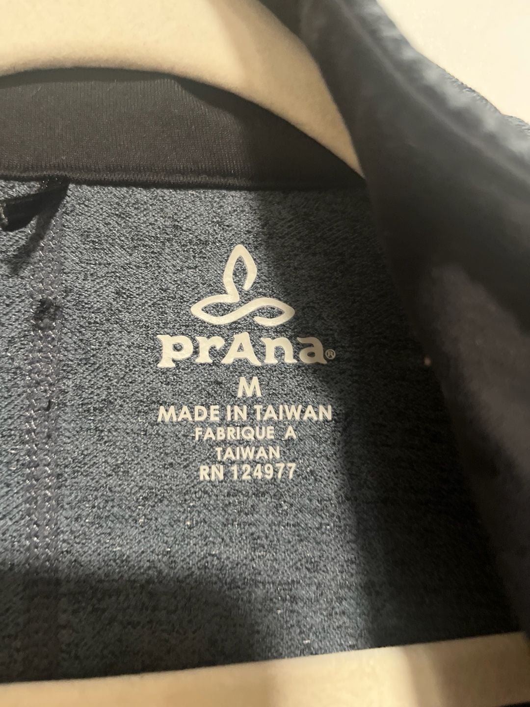 prAna Women's Grey Diamond Pattern Full Zip Mock Neck Jacket Size M 4